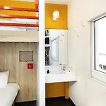 Hotel Hotelf1 Laval *