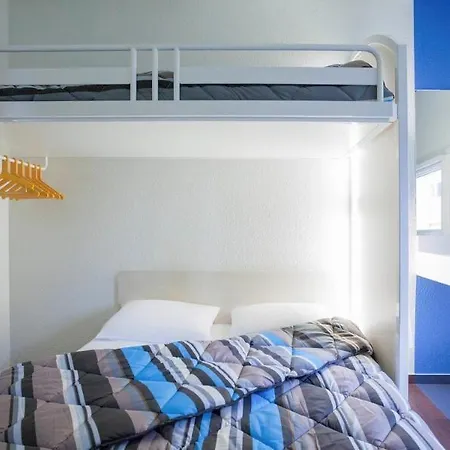 Hotelf1 Laval Changé