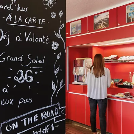 Otel Hotelf1 Laval *