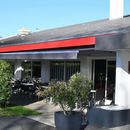 Hotel Hotelf1 Laval *