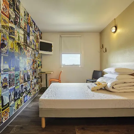 Hotelf1 Laval Changé