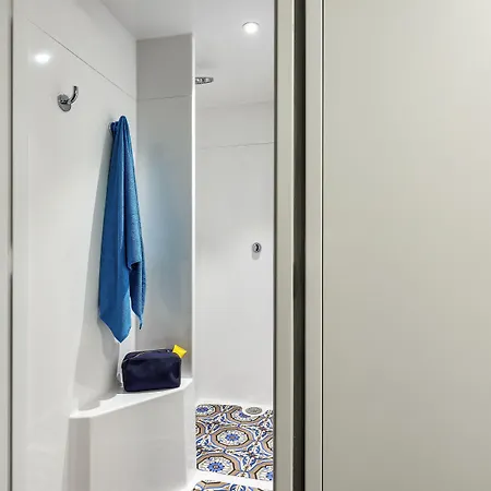 Hotelf1 Laval Otel *