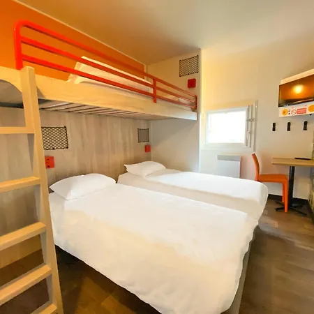 Hotel Hotelf1 Laval