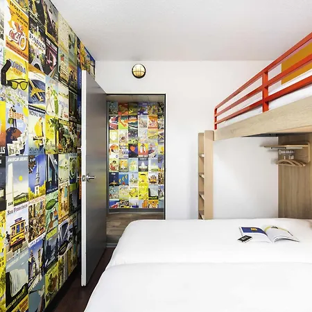 Hotel Hotelf1 Laval