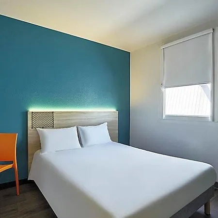 Hotel Hotelf1 Laval Changé