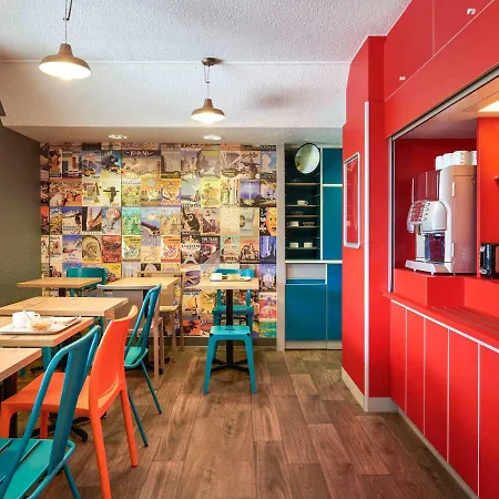 Hotelf1 Laval فندق Changé