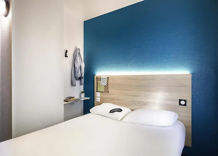 Hotelf1 Laval Changé