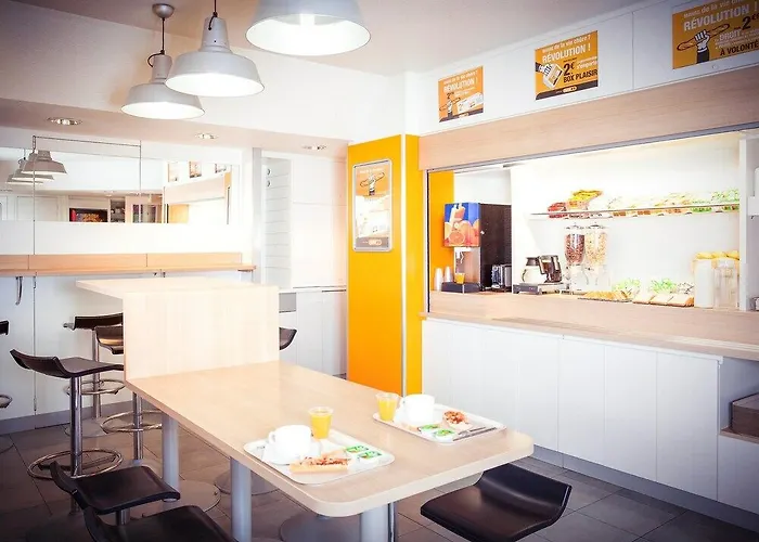 Hotelf1 Laval 酒店 Changé